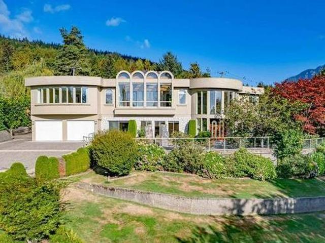 House for sale in West Vancouver, British Columbia