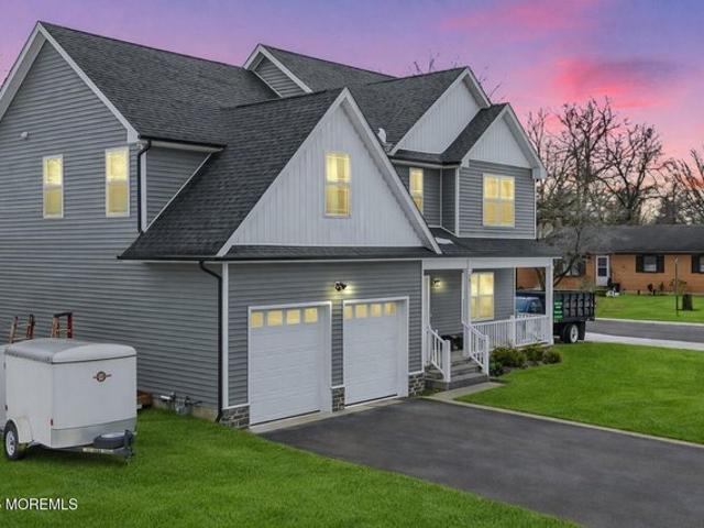 House for sale in Beachwood, New Jersey