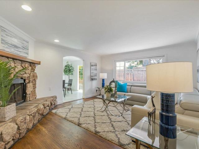House for sale in Mountain View