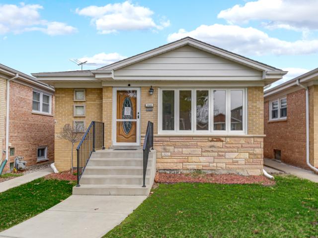 House for sale in Harwood Heights, Illinois