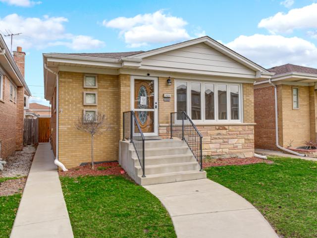 House for sale in Harwood Heights, Illinois