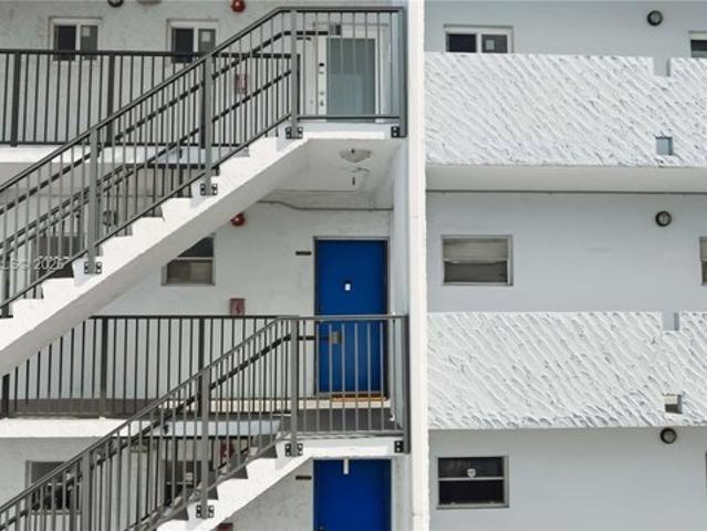 Condo for sale in Plantation, Florida