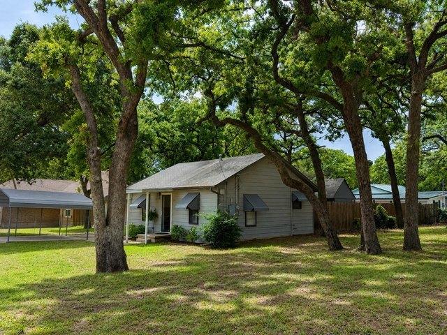 House for sale in Lake Worth, Texas