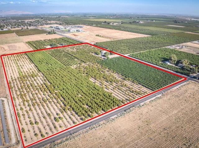 Land for sale in Tulare, California