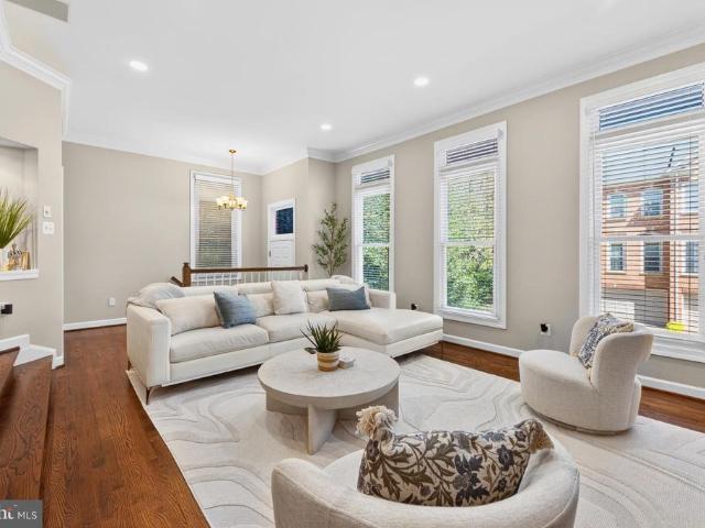 Townhouse for sale in Virginia