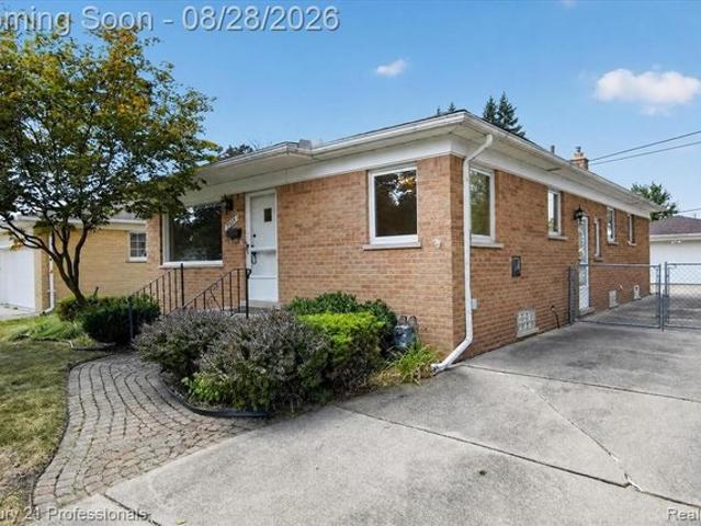 House for sale in Dearborn Heights, Michigan