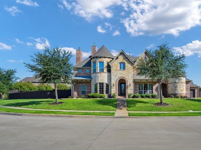 House for sale in Denton, Texas