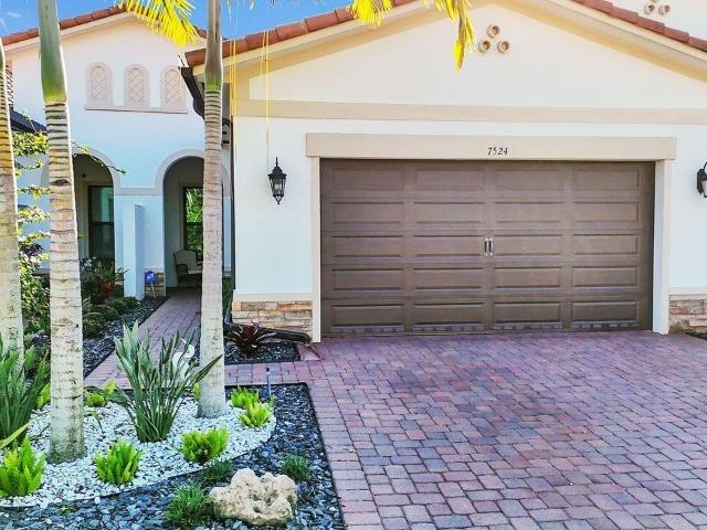 House for sale in Parkland, Florida