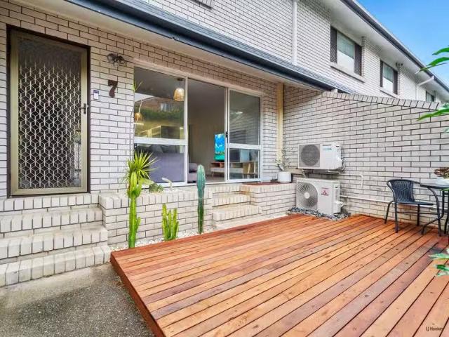 Condo for rent in Fernbrook, Queensland