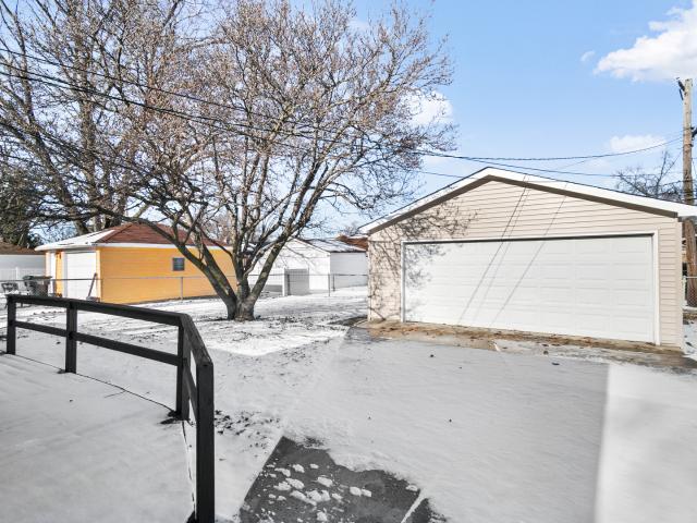 House for sale in South Holland, Illinois
