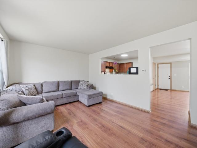 Condo for sale in Aurora, Illinois