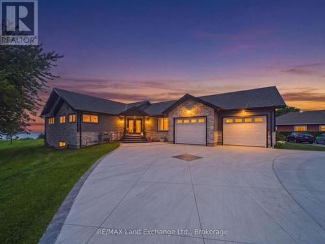 House for sale in Huron-kinloss, Ontario