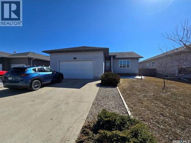 House for sale in Weyburn, Saskatchewan