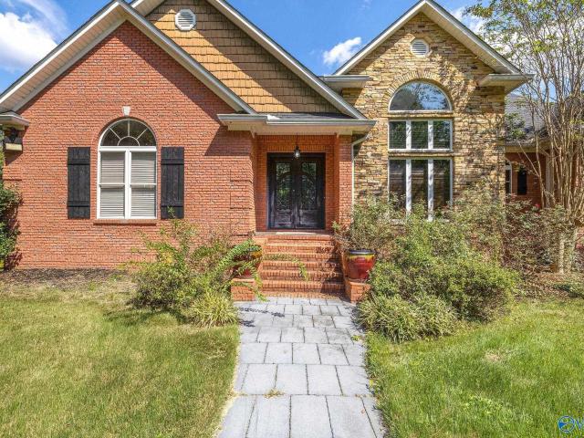 House for sale in Arab, Alabama