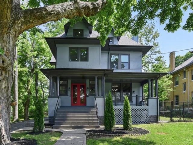 House for sale in Avondale, Roselawn