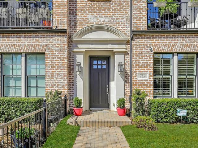 Townhouse for sale in Irving
