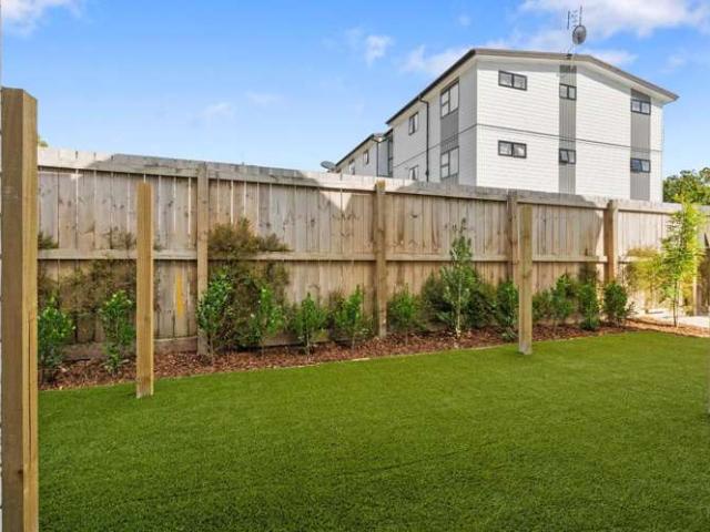 Townhouse for rent in Auckland, Oroua County