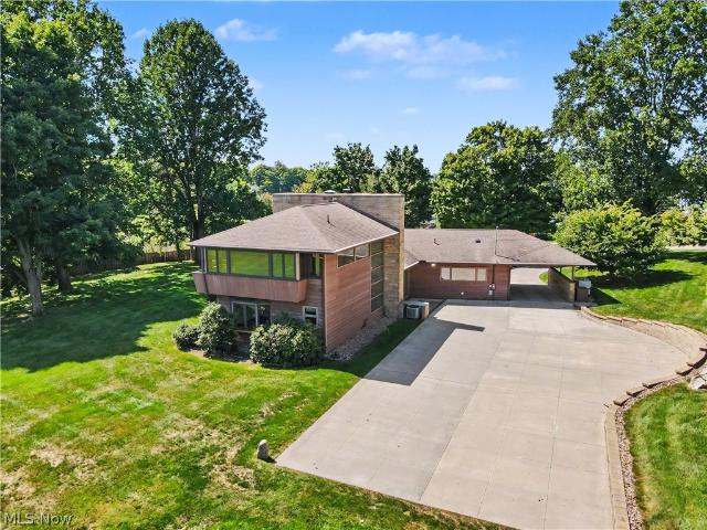 House for sale in Lake Royale, Streetsboro