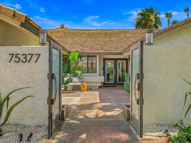 House for sale in Indian Wells, California