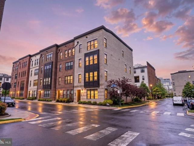 Condo for sale in Virginia