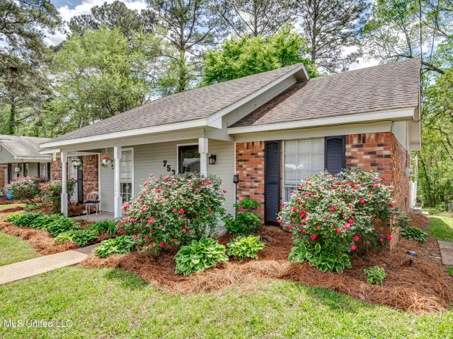 House for sale in Pearl, Mississippi