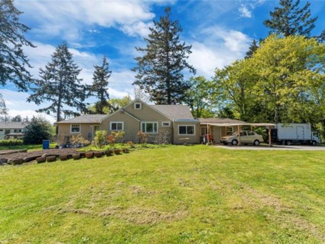 House for sale in Saanich, British Columbia