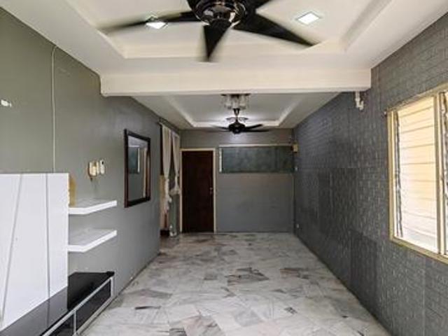 Apartment for sale in Sungai Buloh, Shah Alam