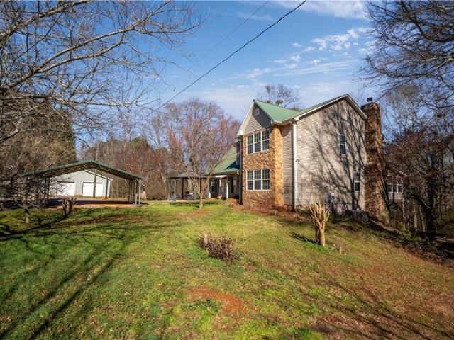 House for sale in Lula, Georgia