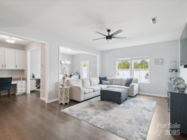 Townhouse for sale in Lancaster