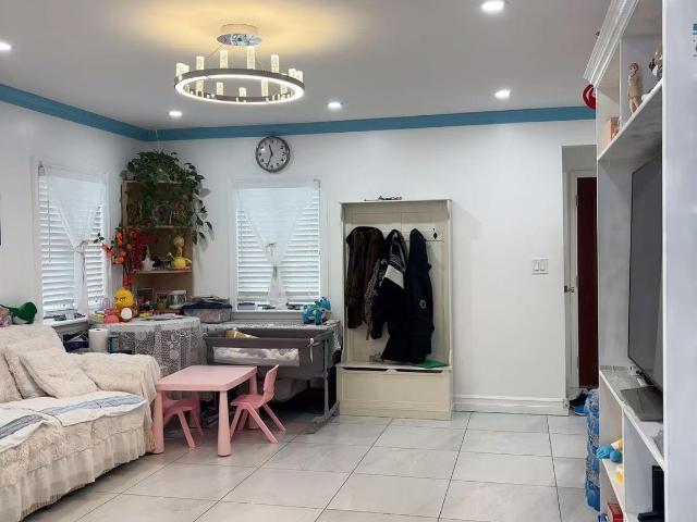 House for sale in Queens, Arverne
