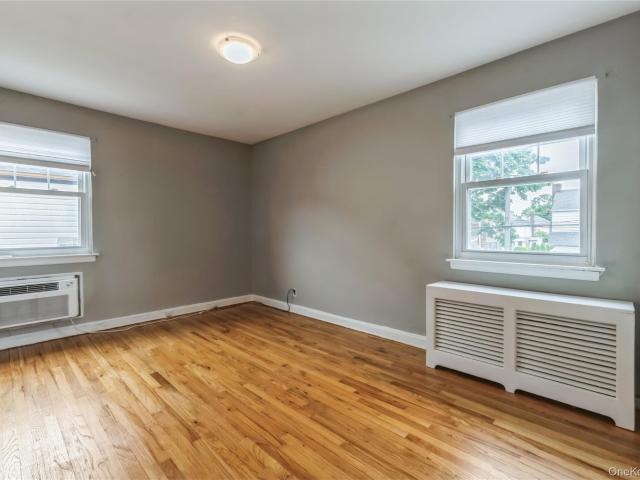 House for sale in Queens, Arverne