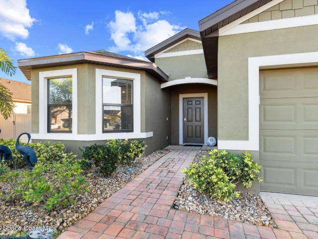 House for sale in Grant, Florida