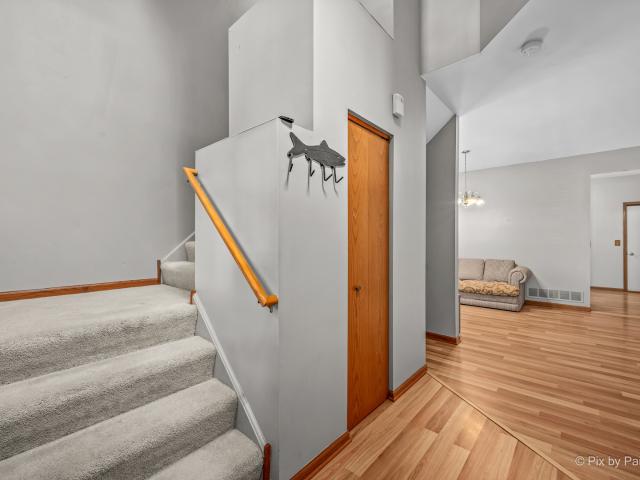House for sale in Mchenry, Illinois