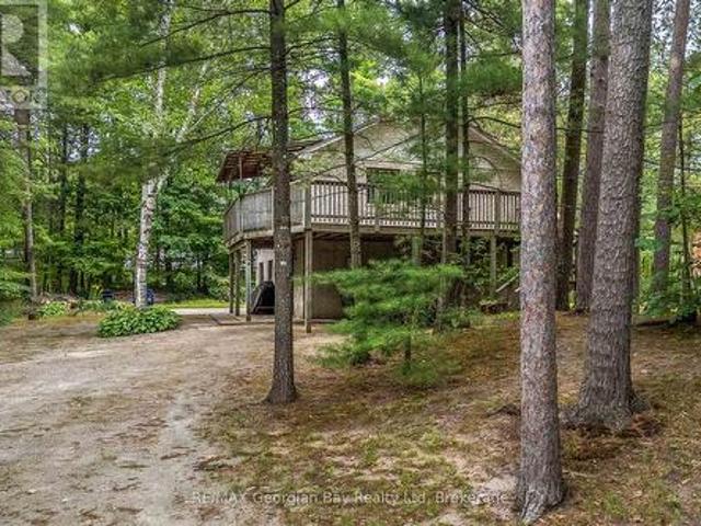 House for sale in Tiny, Ontario