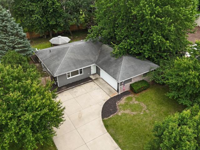 House for sale in New Lenox, Illinois