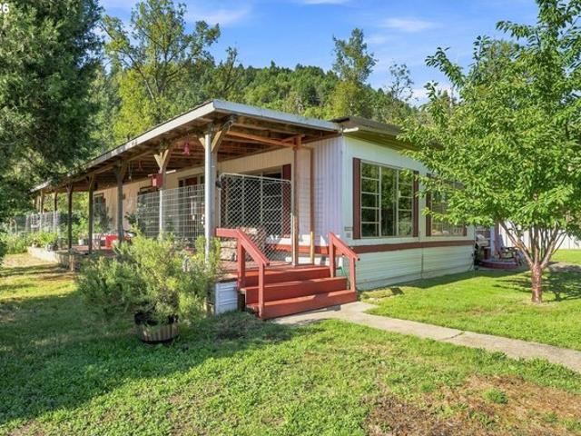 House for sale in Oregonia