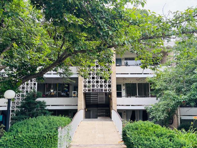 Condo for sale in Bethesda, Maryland