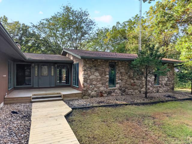 House for sale in Hennepin, Putnam County