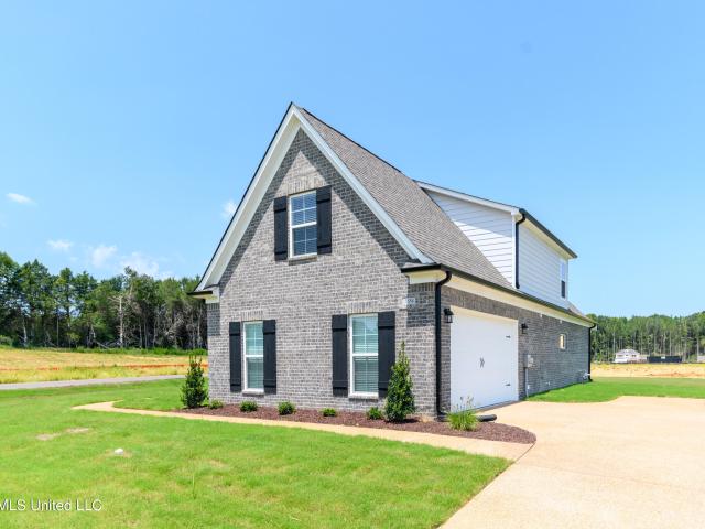 House for sale in Hernando, Mississippi