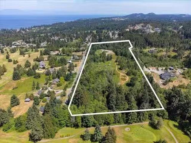 House for sale in Lantzville