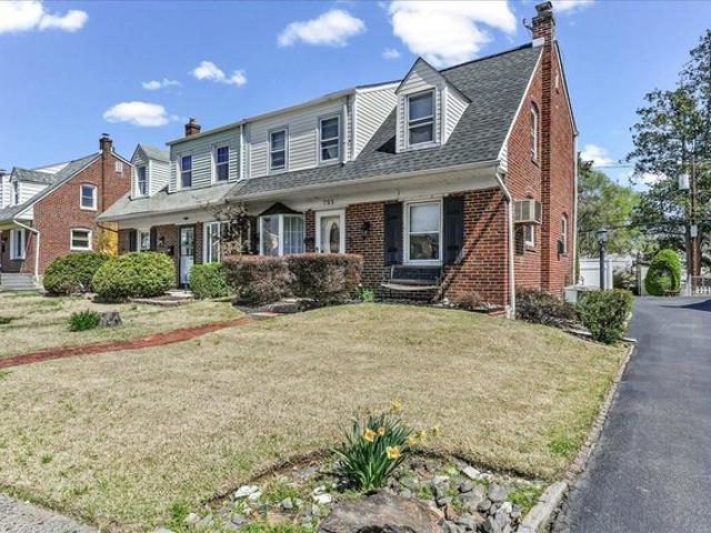 Townhouse for sale in Delco, Pennsylvania