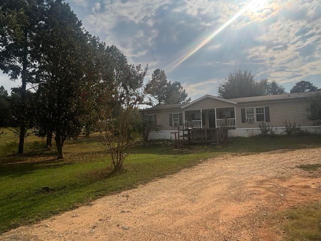 House for sale in Leesburg, Alabama