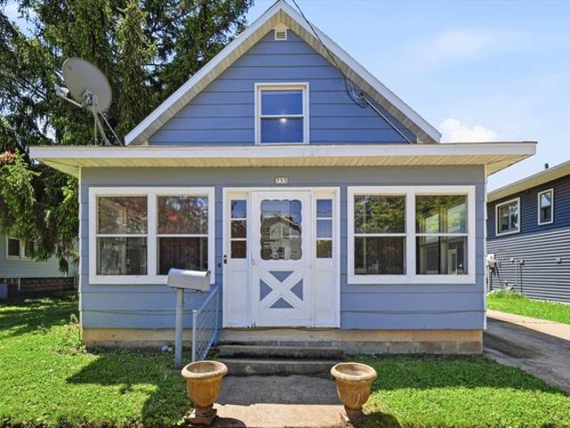 House for sale in Oshkosh, Wisconsin