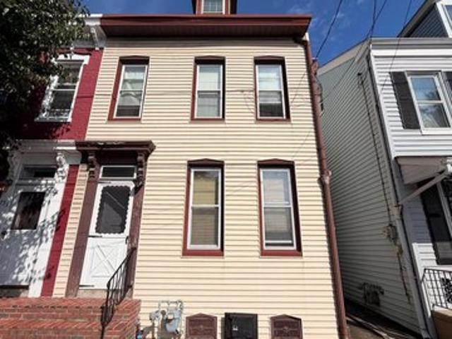 Townhouse for sale in Columbia, Lancaster County