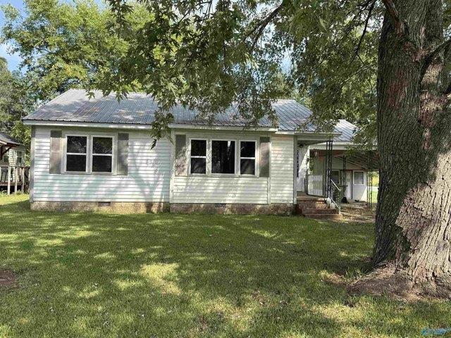 House for sale in Moulton, Lawrence County