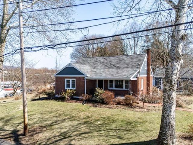 House for sale in Riverside, Pennsylvania