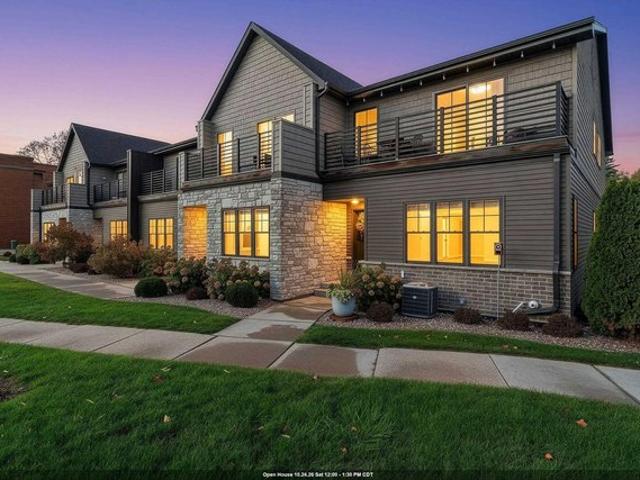 Condo for sale in De Pere, Brown County
