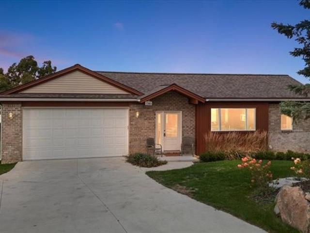 House for sale in Waterford, Michigan