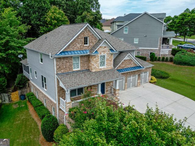 House for sale in Flowery Branch, Georgia