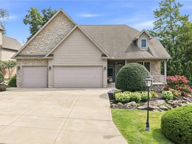 House for sale in Canfield, Ohio
